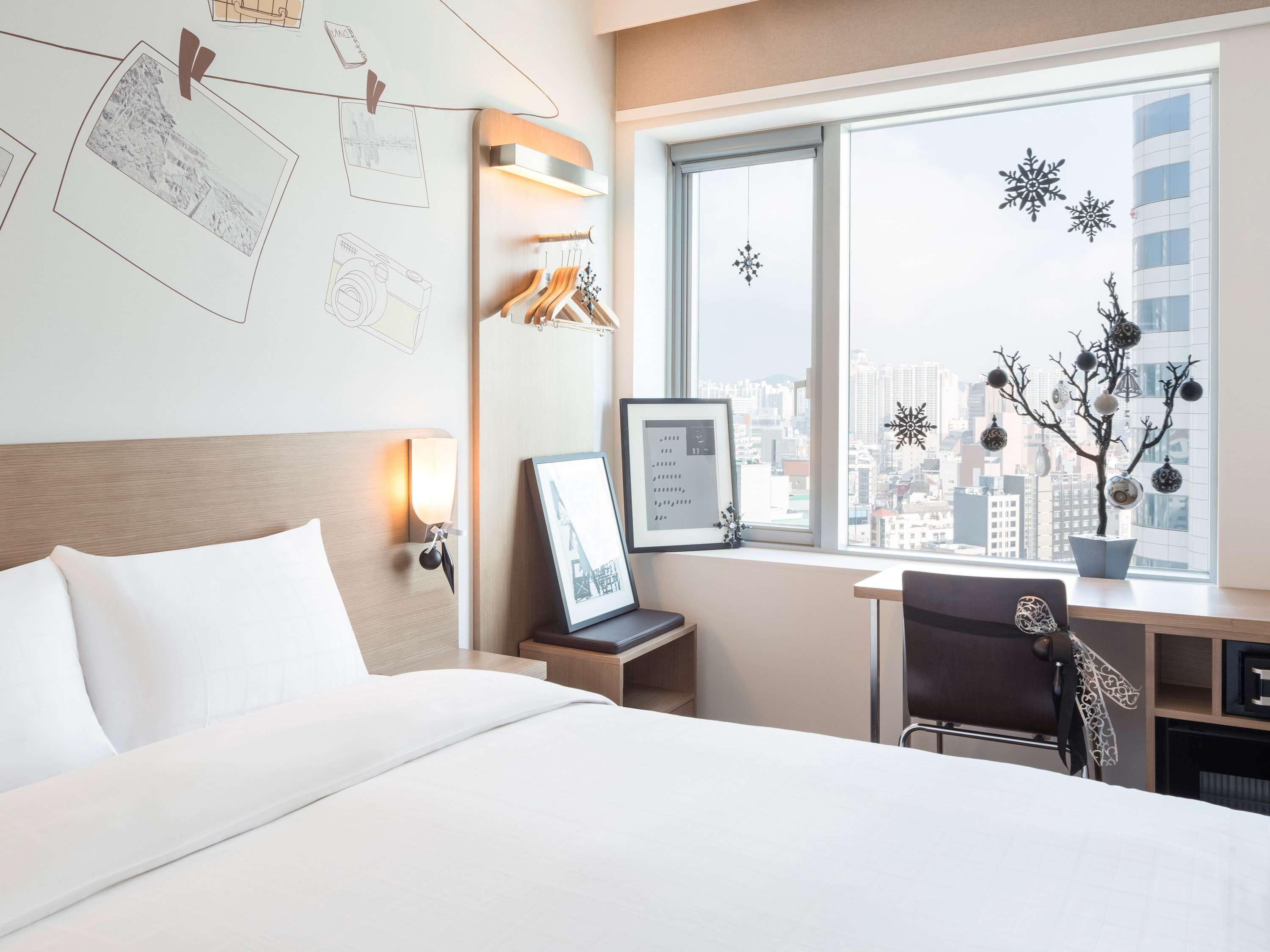 ibis budget Ambassador Busan Haeundae Bagian luar foto