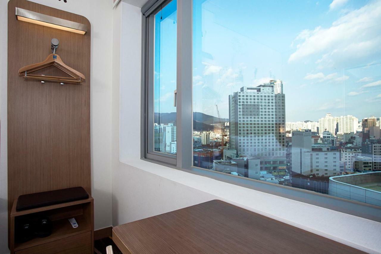 ibis budget Ambassador Busan Haeundae Bagian luar foto