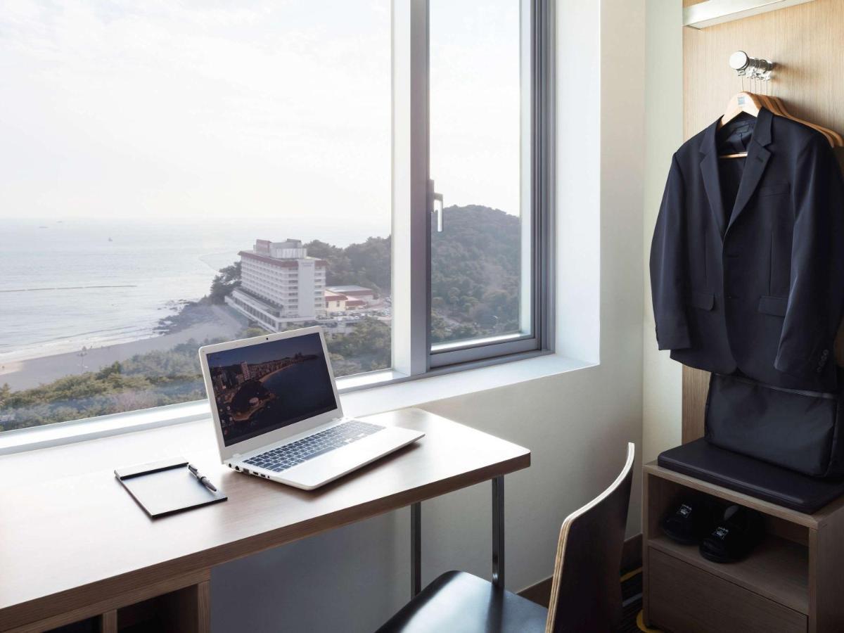 ibis budget Ambassador Busan Haeundae Bagian luar foto